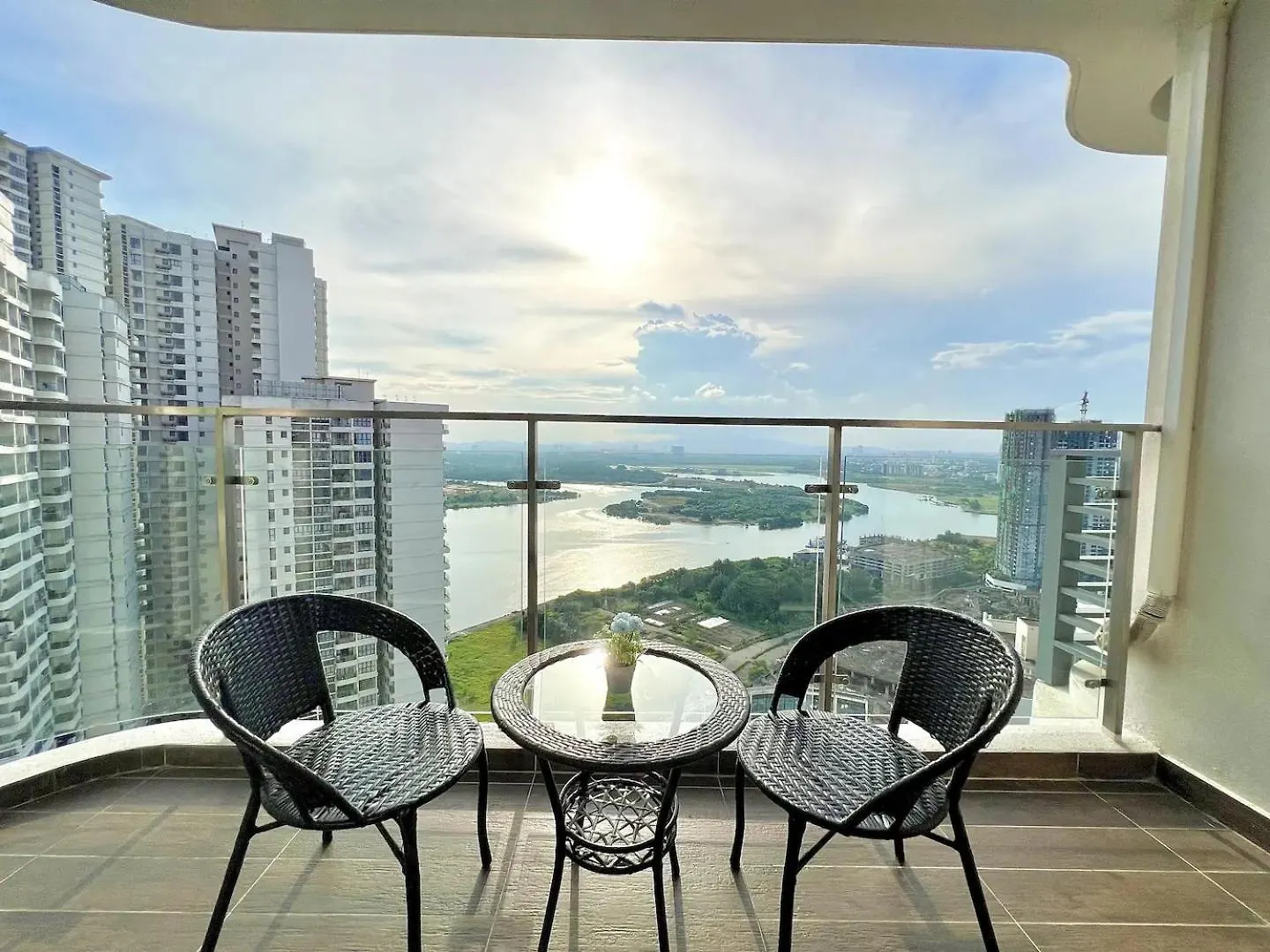 Country Garden Danga Bay By Luxecocoo Ck Johor Bahru Apartment